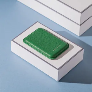 MINTAPPLE. รุ่น Top Grain Leather MagSafe Wallet - ที่เก็บบัตรติดหลังมือถือ - สี British Green