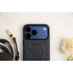 Custype รุ่น Leather Case with Heart Pouch - เคส iPhone 17 Pro Max - สี Black