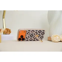 Custype รุ่น Progrip Leather Case with Printing (Magsafe) - เคส iPhone 17 Pro - ลาย Clover Apricot