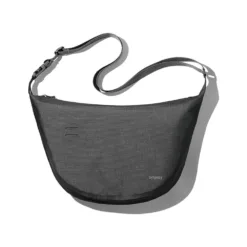 Bitplay รุ่น AquaSeal Shoulder Bag - กระเป๋าสะพายไหล่ - สี Dark Black