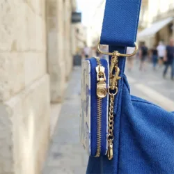 Custype รุ่น Print Attraction (Magnetic) - เคส iPhone 17 Pro Max - สี Blue