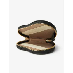 Custype รุ่น Leather Case with Heart Pouch - เคส iPhone 17 Pro Max - สี Black 20 Custype รุ่น Leather Case with Heart Pouch - เคส iPhone 17 Pro Max - สี Black