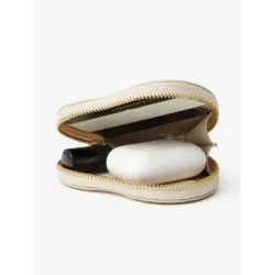 Custype รุ่น Leather Case with Heart Pouch - เคส iPhone 17 Pro Max - สี White