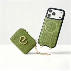 Custype รุ่น Crocodile Pattern Leather with Pouch & Silk Scarf Wrist Strap - เคส iPhone 17 Pro Max - สี Green