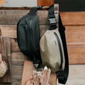 Bitplay รุ่น AquaSeal Sling Bag - กระเป๋าคาดอก - สี Dark Black