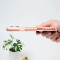 Casestudi รุ่น Cast - เคส iPhone 17 Pro - ลาย Friends