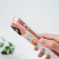 Casestudi รุ่น Cast - เคส iPhone 17 Pro - ลาย Friends