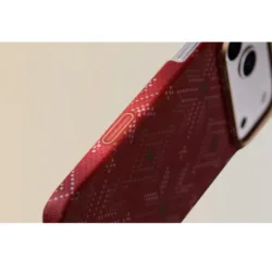 [Pre-Order] Pitaka รุ่น Threads of Winter (Boxset) - เคส iPhone 17 Pro - สี Scarlett