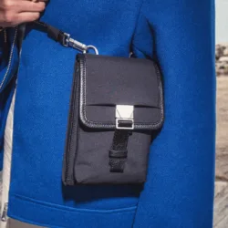 GRAMS(28) รุ่น 701 Urban Phone Sling - กระเป๋าสะพายข้าง - สี Black