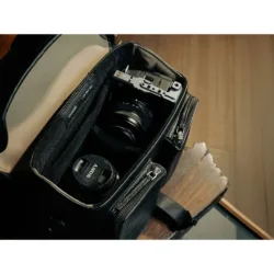 GRAMS(28) รุ่น 174 Rogue Sling - กระเป๋าสะพายข้าง - สี Pebbled Black