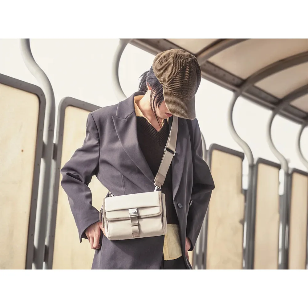 GRAMS(28) รุ่น 702 Urban Pack - กระเป๋าสะพายข้าง - สี Blue 12 GRAMS(28) รุ่น 702 Urban Pack - กระเป๋าสะพายข้าง - สี Blue - Image 12