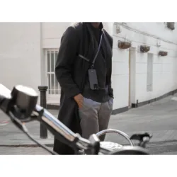 GRAMS(28) รุ่น Strap Attachment Kit - แผ่นคล้องสายมือถือ - สี Black