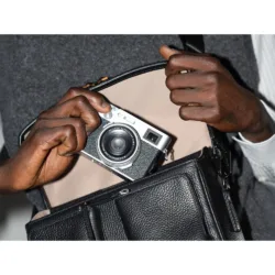 GRAMS(28) รุ่น 174 Rogue Sling - กระเป๋าสะพายข้าง - สี Pebbled Black