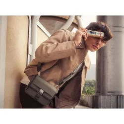 GRAMS(28) รุ่น 702 Urban Pack - กระเป๋าสะพายข้าง - สี Off-White 20 GRAMS(28) รุ่น 702 Urban Pack - กระเป๋าสะพายข้าง - สี Off-White