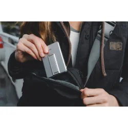 UAG รุ่น Standard Issue Sling - กระเป๋าความจุ 1 ลิตร - สี Black