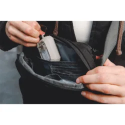 UAG รุ่น Standard Issue Sling - กระเป๋าความจุ 1 ลิตร - สี Black