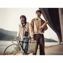 GRAMS(28) รุ่น 704 Urban Folio Bag - กระเป๋าถือ - สี Green