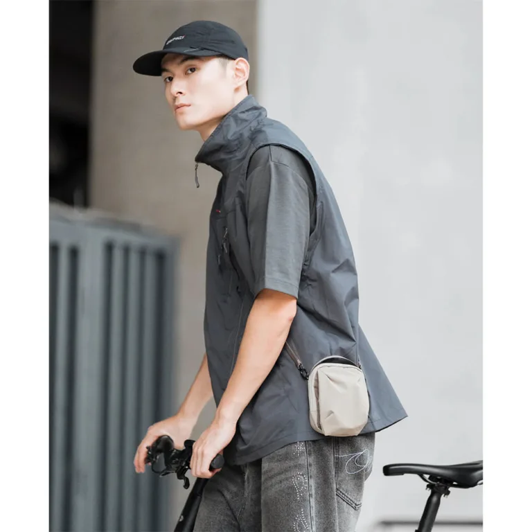 Bitplay รุ่น Essential Transit Pouch 0.5L - กระเป๋าสะพายข้าง - สี Grey