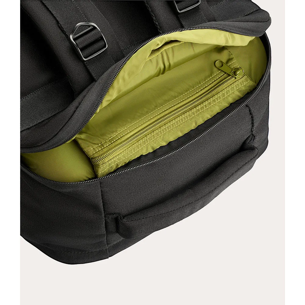 Tucano รุ่น Tugò 3 ML Backpack - กระเป๋าเป้ Laptop 17"/18" - สี Black 6 Tucano รุ่น Tugò 3 ML Backpack - กระเป๋าเป้ Laptop 17"/18" - สี Black - Image 6