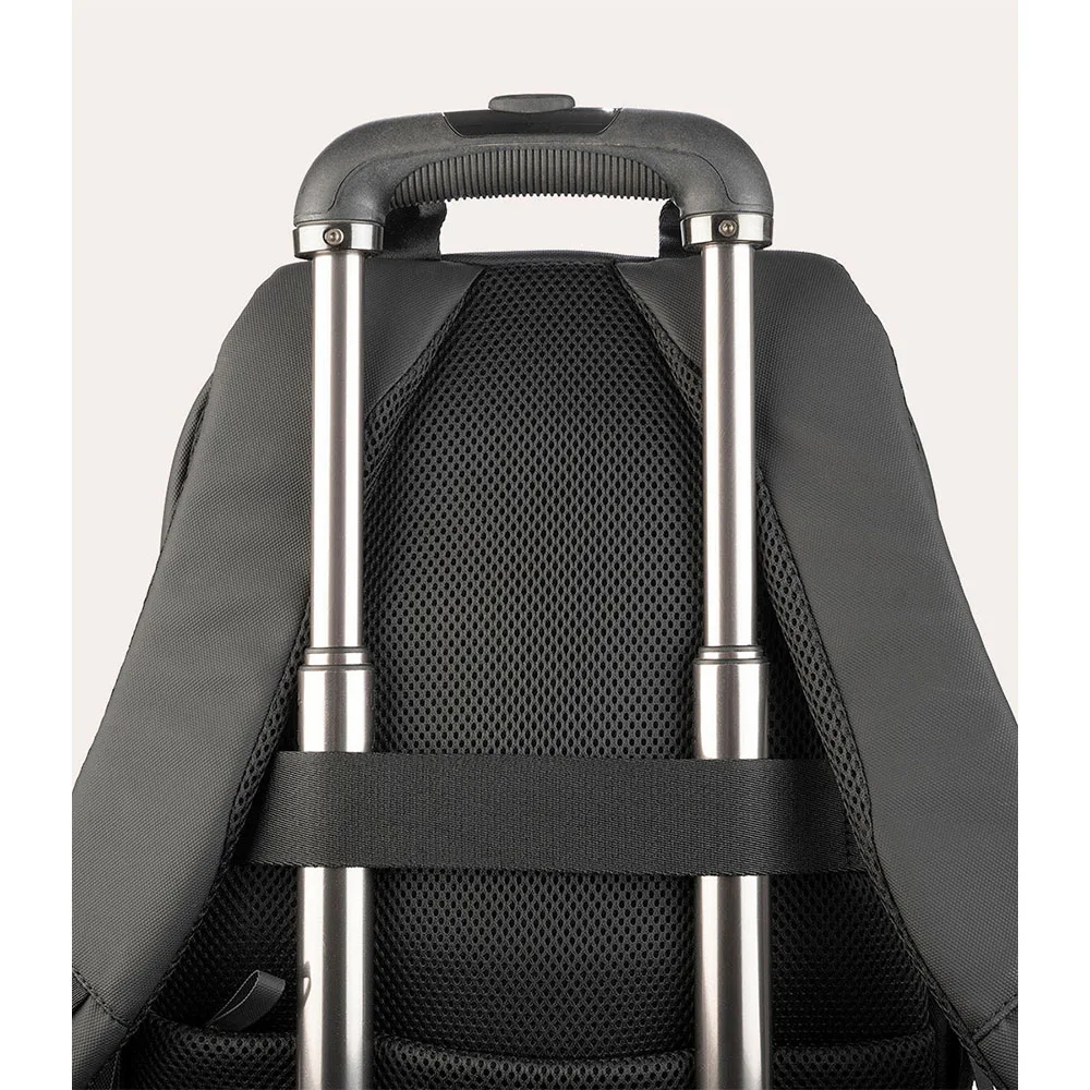 Tucano รุ่น LASER Backpack - กระเป๋าเป้ Laptop 15.6"/MacBook Pro 16" - สี Black 8 Tucano รุ่น LASER Backpack - กระเป๋าเป้ Laptop 15.6"/MacBook Pro 16" - สี Black - Image 8