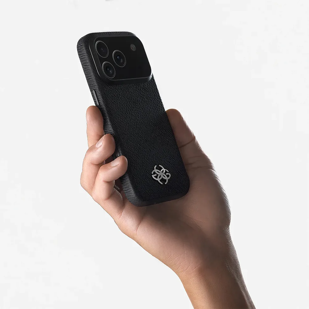 Golden Concept รุ่น Premium Leather - เคส iPhone 17 Pro Max - สี Full-Grain Leather Midnight Blue 6 Golden Concept รุ่น Premium Leather - เคส iPhone 17 Pro Max - สี Full-Grain Leather Midnight Blue - Image 6