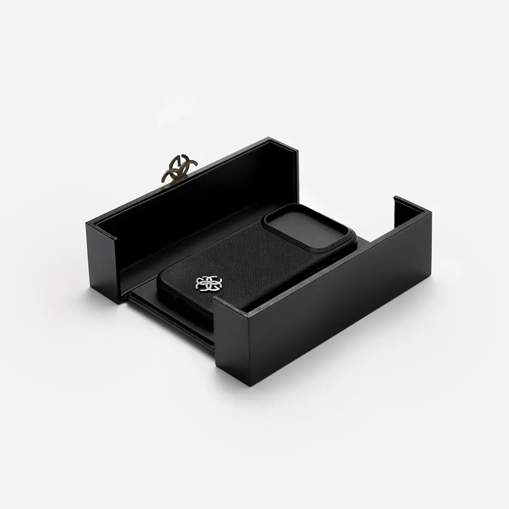 Golden Concept รุ่น Premium Leather - เคส iPhone 17 Pro Max - สี Full-Grain Leather Midnight Blue 5 Golden Concept รุ่น Premium Leather - เคส iPhone 17 Pro Max - สี Full-Grain Leather Midnight Blue - Image 5