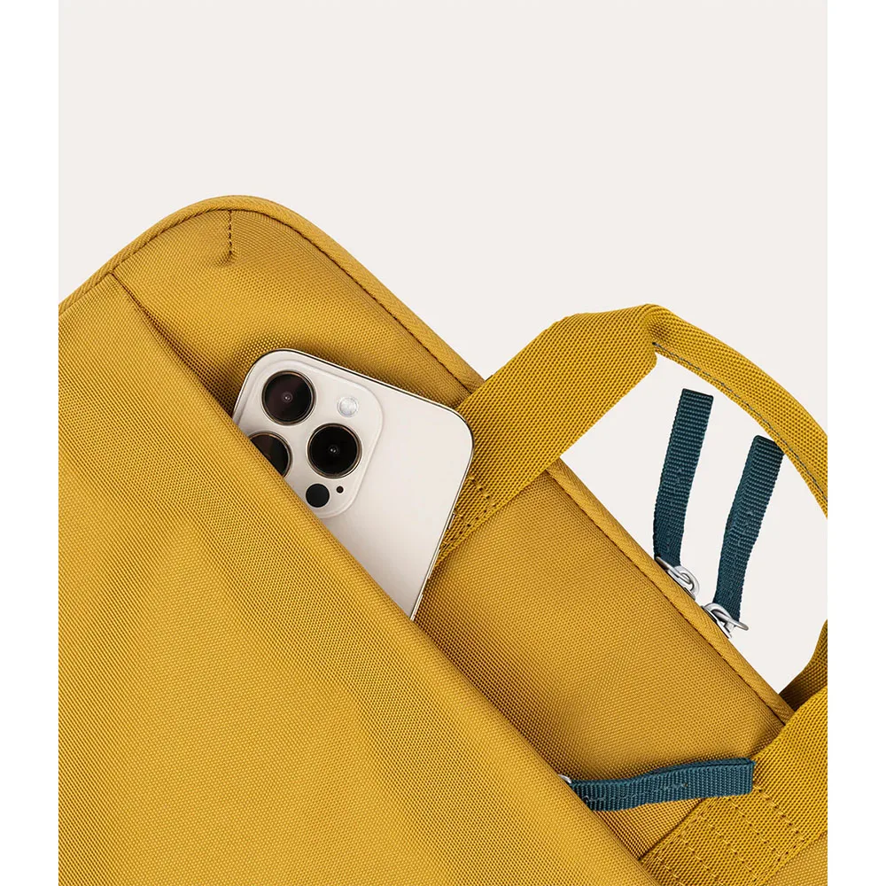 กระเป๋าเป้ Tucano รุ่น Smilza - Laptops 15.6"/ Macbook Pro 16" - สี Yellow 5 กระเป๋าเป้ Tucano รุ่น Smilza - Laptops 15.6"/ Macbook Pro 16" - สี Yellow - Image 5