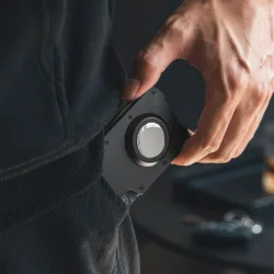 Vulkit รุ่น VCL400 Minimalist Slim Wallet with Money Clip (AirTags) - กระเป๋าเก็บบัตร - สี Black 10 Vulkit รุ่น VCL400 Minimalist Slim Wallet with Money Clip (AirTags) - กระเป๋าเก็บบัตร - สี Black