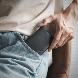 Vulkit รุ่น VPA111 Magnetic Card Holder Wallet - ที่เก็บบัตรติดหลังมือถือ - สี Nappa - Black