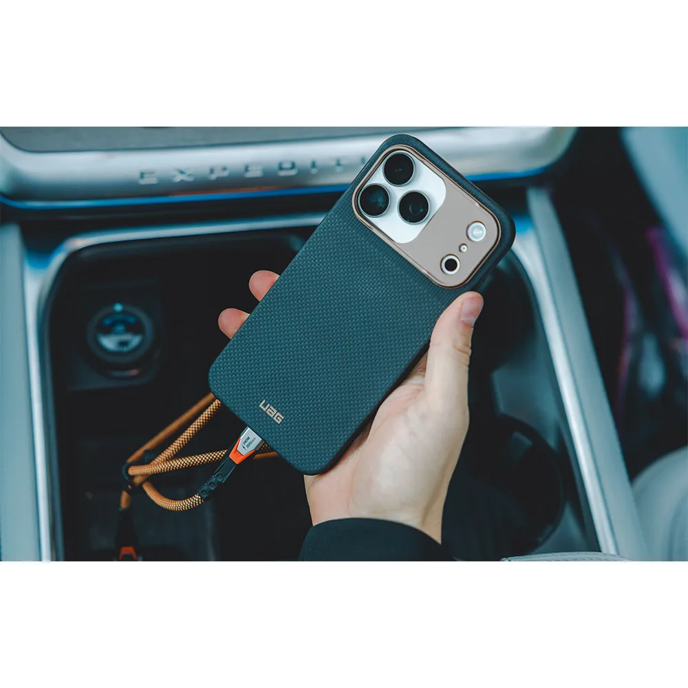 UAG รุ่น Fibr Armr (Magsafe) - เคส iPhone 17 Pro - สี Orange/Charcoal 21 UAG รุ่น Fibr Armr (Magsafe) - เคส iPhone 17 Pro - สี Orange/Charcoal - Image 21