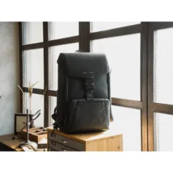 GRAMS(28) รุ่น 179 Seeker Backpack - กระเป๋าเป้ - สี Black Pebbled