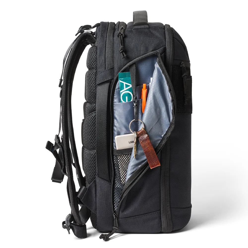 UAG รุ่น Premium Tech Backpack - กระเป๋าเป้ ความจุ 24L - สี Black 5 UAG รุ่น Premium Tech Backpack - กระเป๋าเป้ ความจุ 24L - สี Black - Image 5