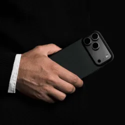 Caudabe รุ่น Veil - เคส iPhone 17 Pro - สี Black 20 Caudabe รุ่น Veil - เคส iPhone 17 Pro - สี Black