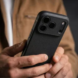 Caudabe รุ่น Sheath (Precise) - เคส iPhone 17 Pro - สี Black