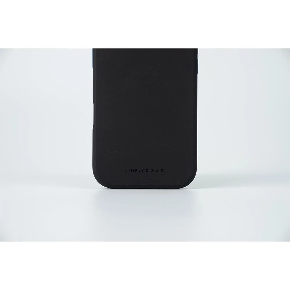 Simply Roar รุ่น Hyper Silicone Case - เคส iPhone 17 - สี Black 9 Simply Roar รุ่น Hyper Silicone Case - เคส iPhone 17 - สี Black - Image 9