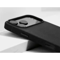 Caudabe รุ่น Sheath (Open) - เคส iPhone 17 Pro - สี Black 19 Caudabe รุ่น Sheath (Open) - เคส iPhone 17 Pro - สี Black