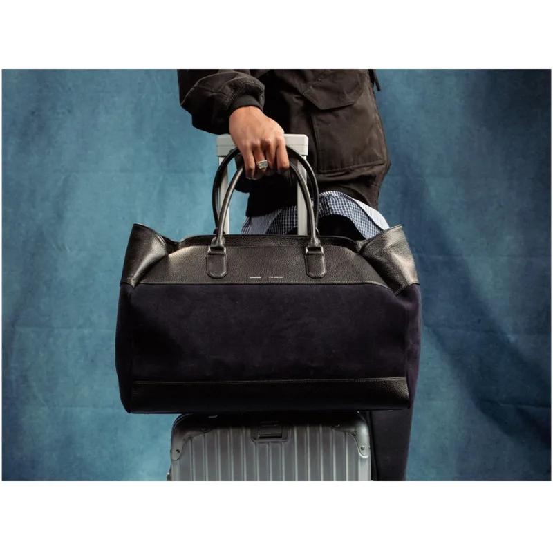 GRAMS(28) รุ่น 184 Weekender Tote - กระเป๋าโท้ท - สี Black Pebbled