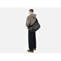 GRAMS(28) รุ่น 191 Rio Crossbody Bag - กระเป๋าสะพายข้าง - สี Black Pebbled