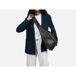 GRAMS(28) รุ่น 191 Rio Crossbody Bag - กระเป๋าสะพายข้าง - สี Black Pebbled