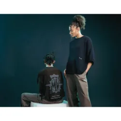 GRAMS(28) X MV Agusta รุ่น Short Sleeve Sweater (L) - เสื้อสเวตเตอร์แขนสั้น - สี Dark Navy