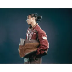 GRAMS(28) X MV Agusta รุ่น 184 Weekender Tote - กระเป๋าโท้ท - สี Dark Brown Pebbled / Suede