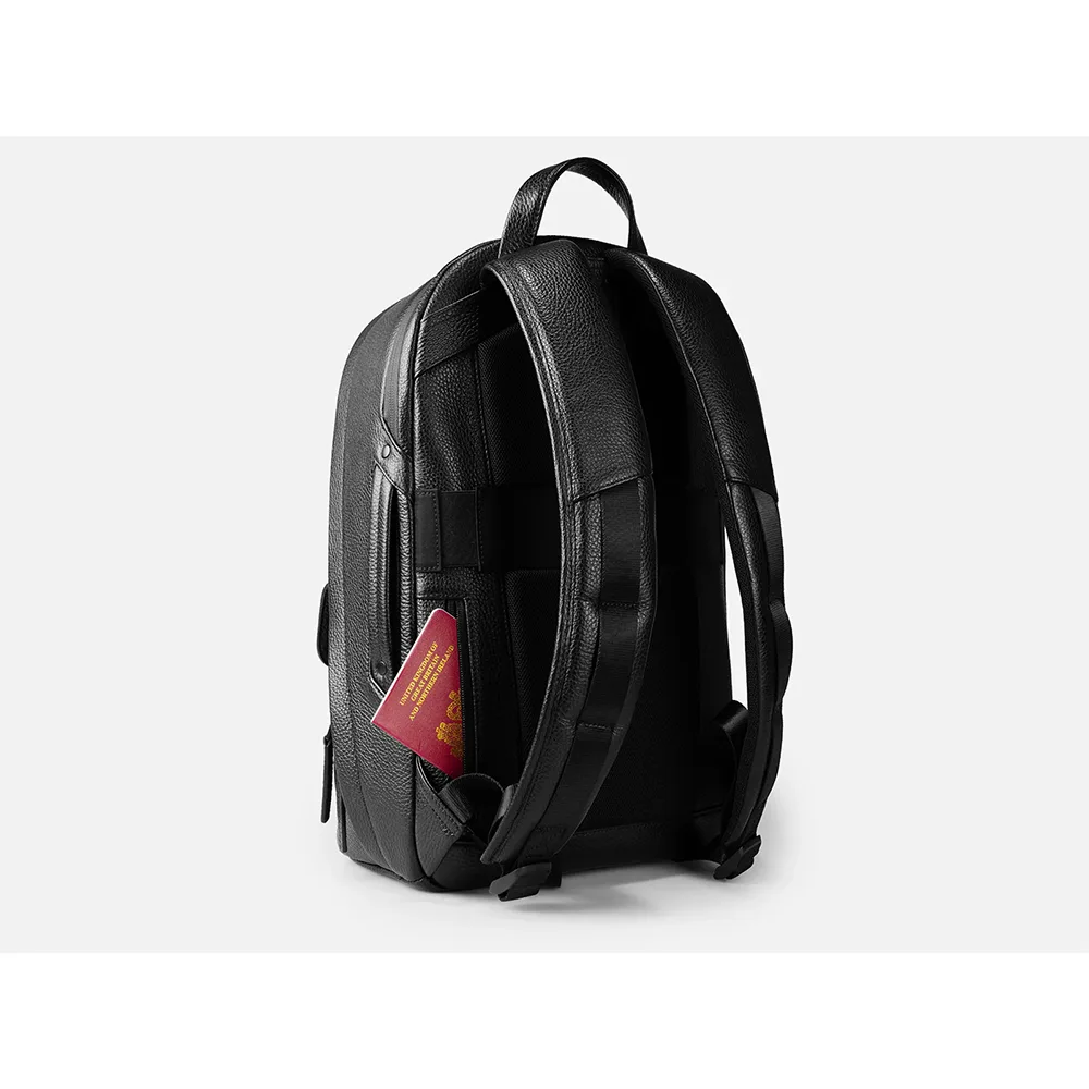 GRAMS(28) รุ่น 151 Stealth Backpack - กระเป๋าเป้สะพายหลัง - สี Pebbled Black 3 GRAMS(28) รุ่น 151 Stealth Backpack - กระเป๋าเป้สะพายหลัง - สี Pebbled Black - Image 3