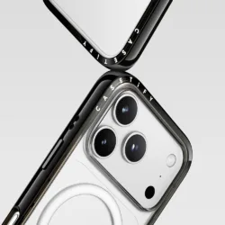 Casetify รุ่น Compact Case - เคส iPhone 17 Pro - ลาย Audio Cassette