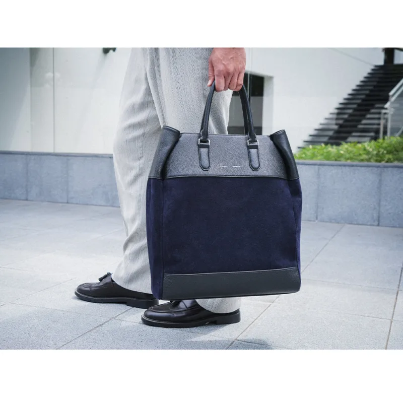 GRAMS(28) รุ่น 185 Vertical Tote - กระเป๋าโท้ท - สี Black/Navy 20 GRAMS(28) รุ่น 185 Vertical Tote - กระเป๋าโท้ท - สี Black/Navy