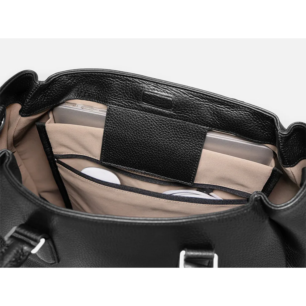 GRAMS(28) รุ่น 185 Vertical Tote - กระเป๋าโท้ท - สี Black 4 GRAMS(28) รุ่น 185 Vertical Tote - กระเป๋าโท้ท - สี Black - Image 4