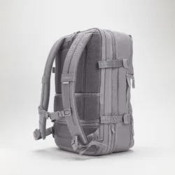 Incase รุ่น A.R.C. Travel Pack - กระเป๋าเป้สะพายหลัง - สี Gray 10 Incase รุ่น A.R.C. Travel Pack - กระเป๋าเป้สะพายหลัง - สี Gray