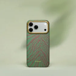Pitaka รุ่น Breath of Veins Edge Case - เคส iPhone 17 Pro - สี Sprout Surge