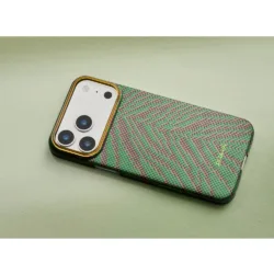 Pitaka รุ่น Breath of Veins Edge Case - เคส iPhone 17 Pro - สี Sprout Surge