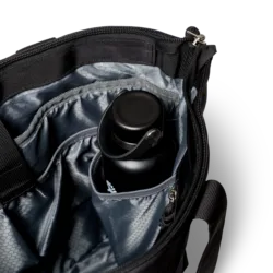UAG รุ่น DRYOUT® Tech Tote - กระเป๋าโท้ท - สี Black 27 UAG รุ่น DRYOUT® Tech Tote - กระเป๋าโท้ท - สี Black