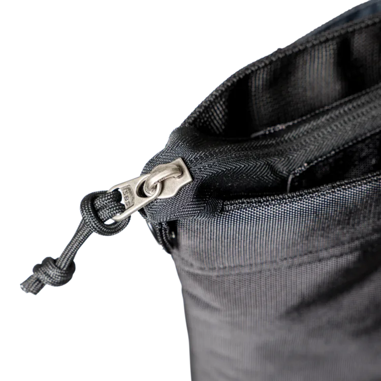 UAG รุ่น DRYOUT® Tech Tote - กระเป๋าโท้ท - สี Black 9 UAG รุ่น DRYOUT® Tech Tote - กระเป๋าโท้ท - สี Black - Image 9